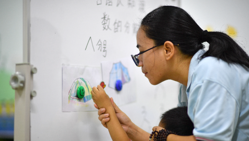 今天晚上澳门开什么码?,两中国男子夜潜韩国寺庙偷骨灰,国产化作答解释落实_标配版V7.9